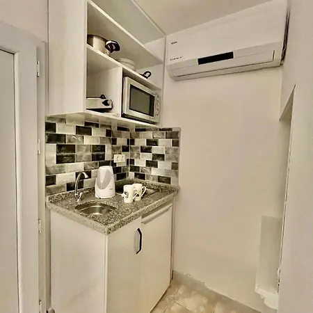 Apartmán Cozy Midtown Studio In U6 *